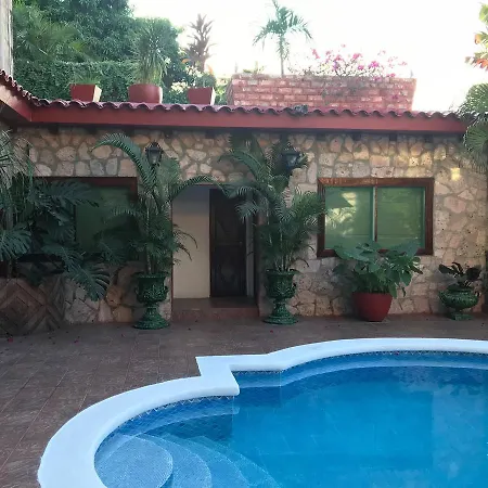 Casa Costera Miguel Alemán Villa